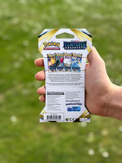 Spada e Scudo Tempesta Argentata Sleeved Busta 10 Carte (IT)