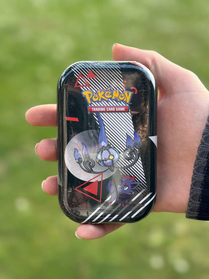 Mini Tin da Collezione Luce Nera e Fuoco Bianco Chandelure e Zorua (IT)