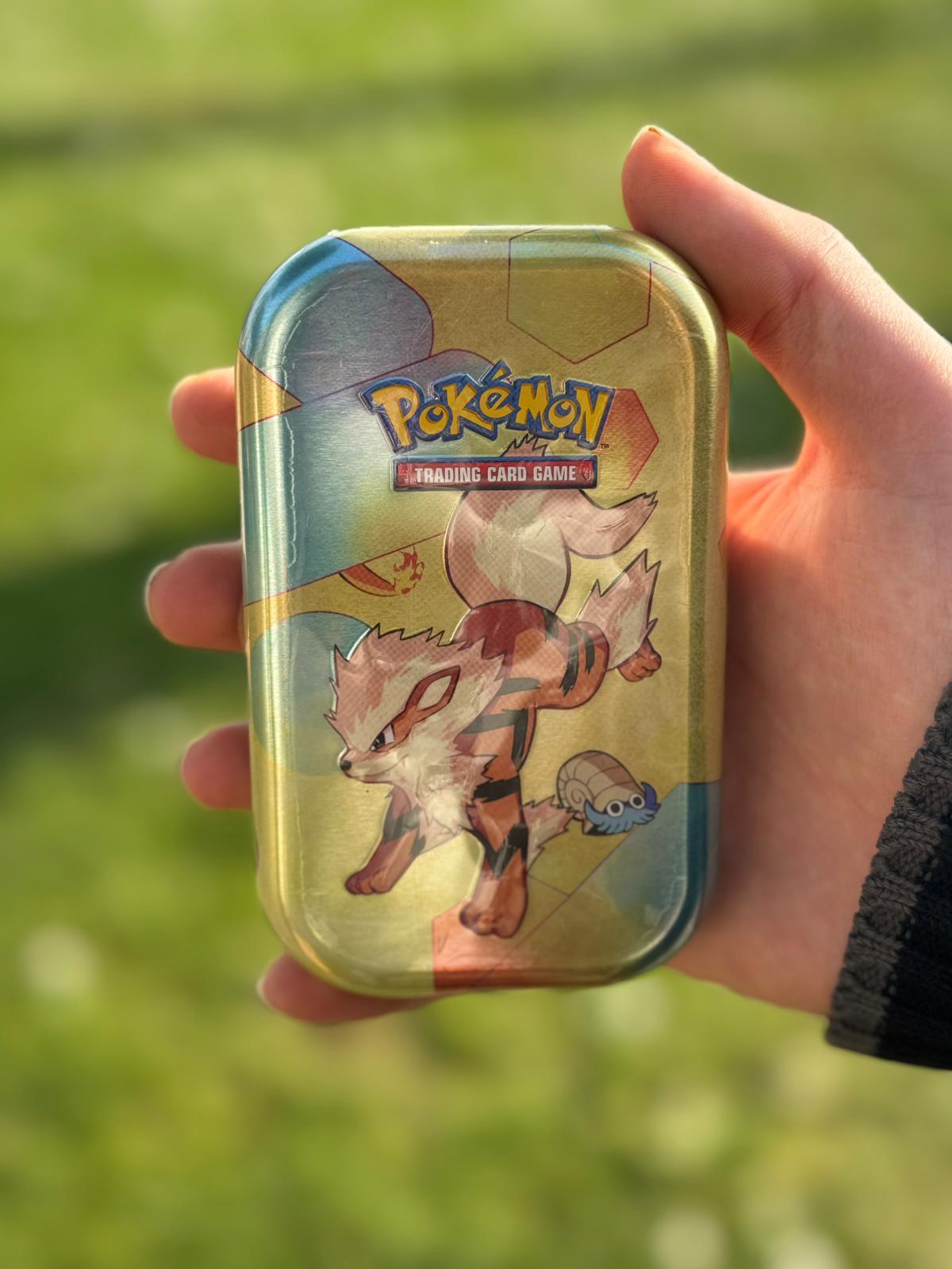 Mini Tin da Collezione 151 Arcanine e Omanyte (IT)